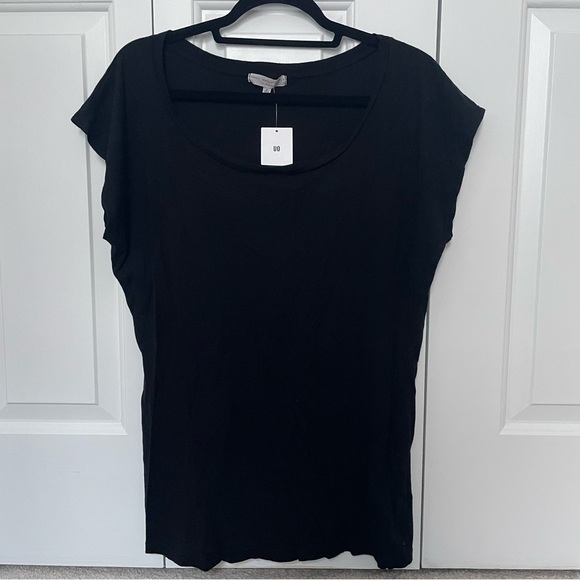 SOLD ❤️ UO Truly Madly Deeply Off The Shoulder Tee - Picture 3 of 7